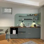 Marais - Quiet One-Bedroom Decorated With Taste
